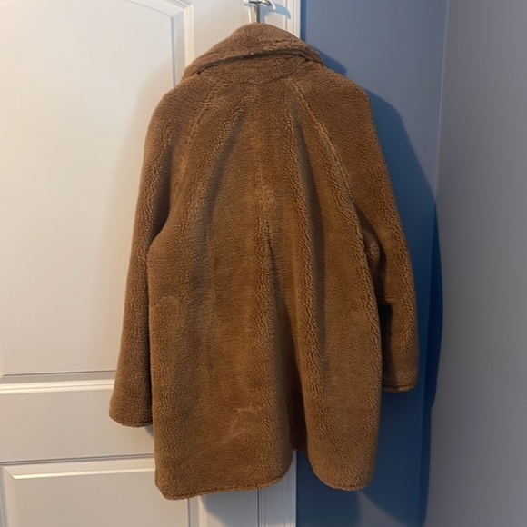NWT GAP teddy button up coat - Picture 3 of 3